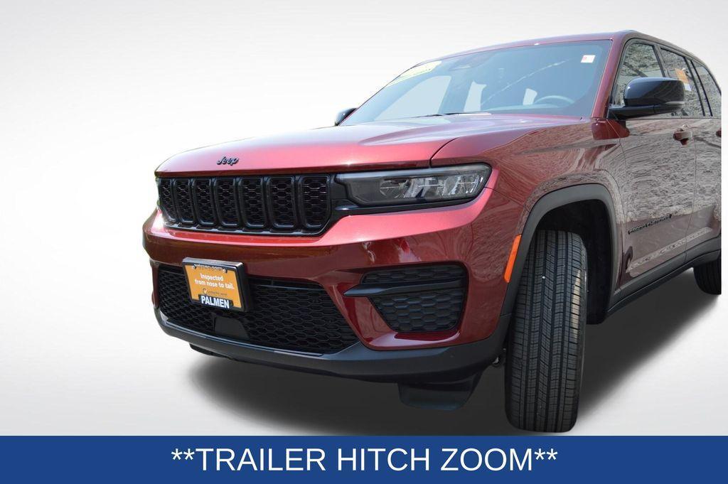 used 2024 Jeep Grand Cherokee car, priced at $38,998