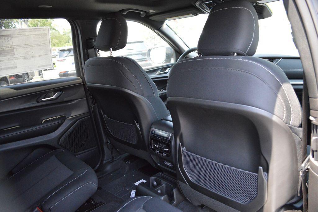 new 2025 Jeep Grand Cherokee L car, priced at $41,360
