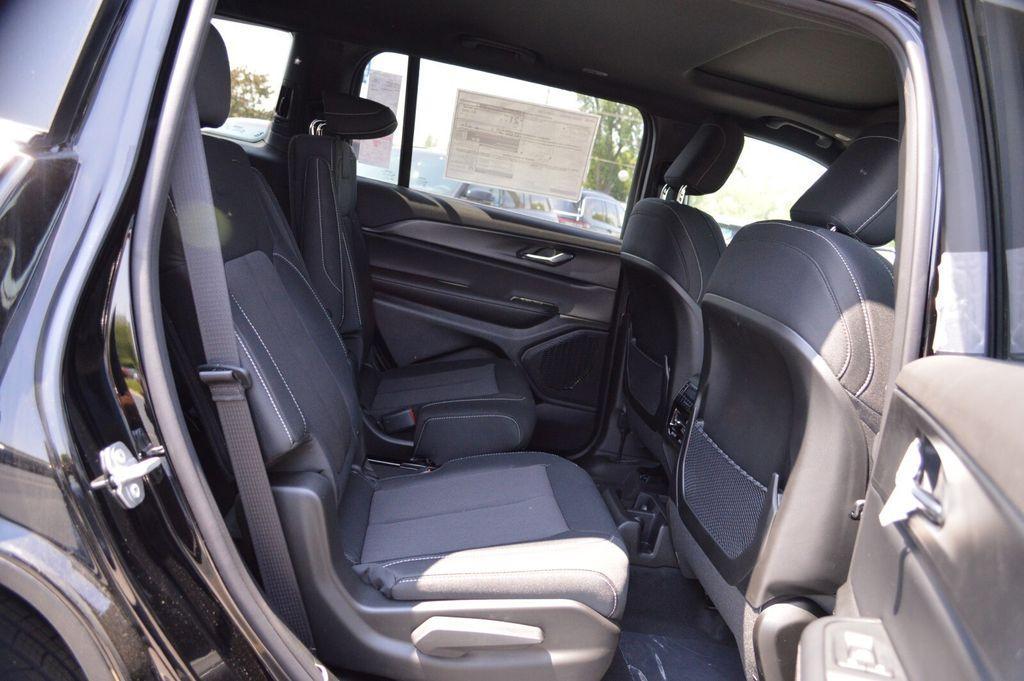 new 2025 Jeep Grand Cherokee L car, priced at $41,360
