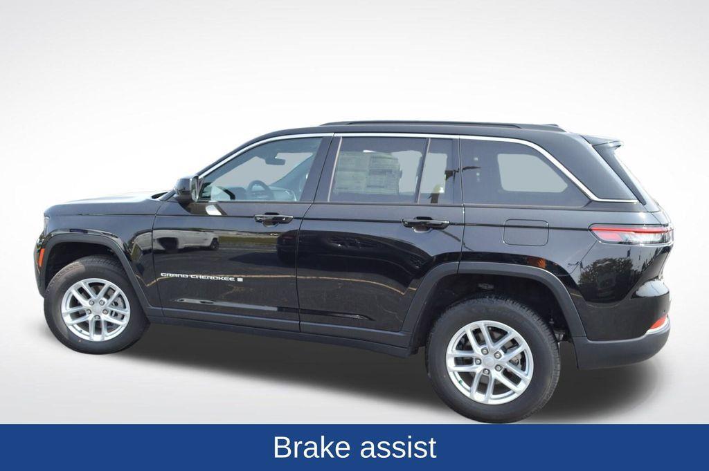 new 2025 Jeep Grand Cherokee car, priced at $41,211