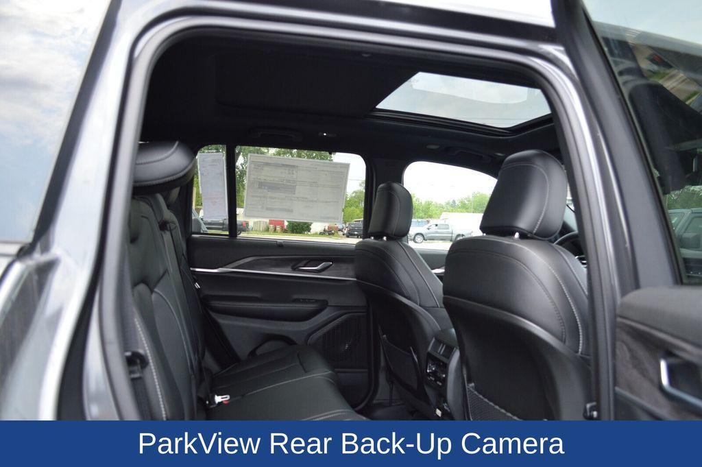 new 2025 Jeep Grand Cherokee car, priced at $50,646