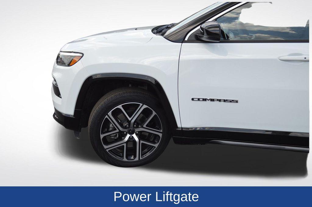 new 2025 Jeep Compass car, priced at $33,264