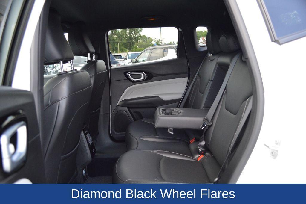 new 2025 Jeep Compass car, priced at $33,264