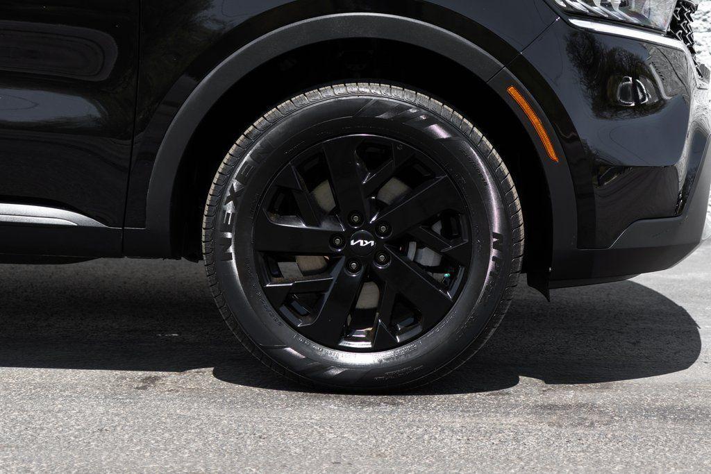 used 2022 Kia Sorento car, priced at $30,000