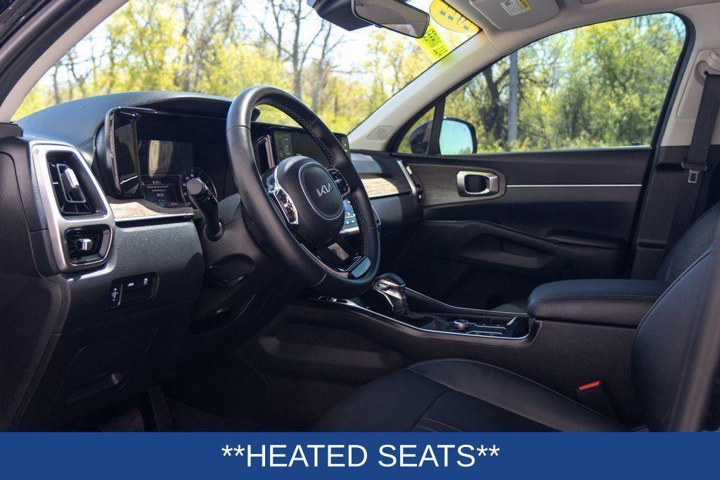 used 2022 Kia Sorento car, priced at $28,000