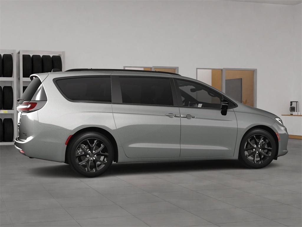 new 2024 Chrysler Pacifica car, priced at $46,964