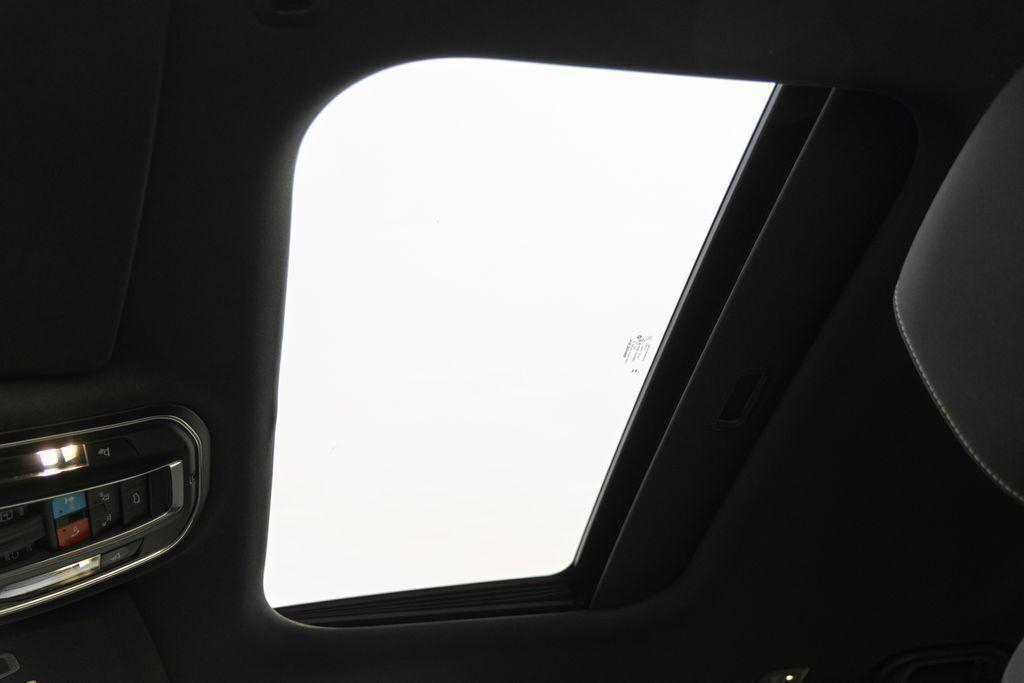 used 2025 Jeep Grand Cherokee L car, priced at $43,898