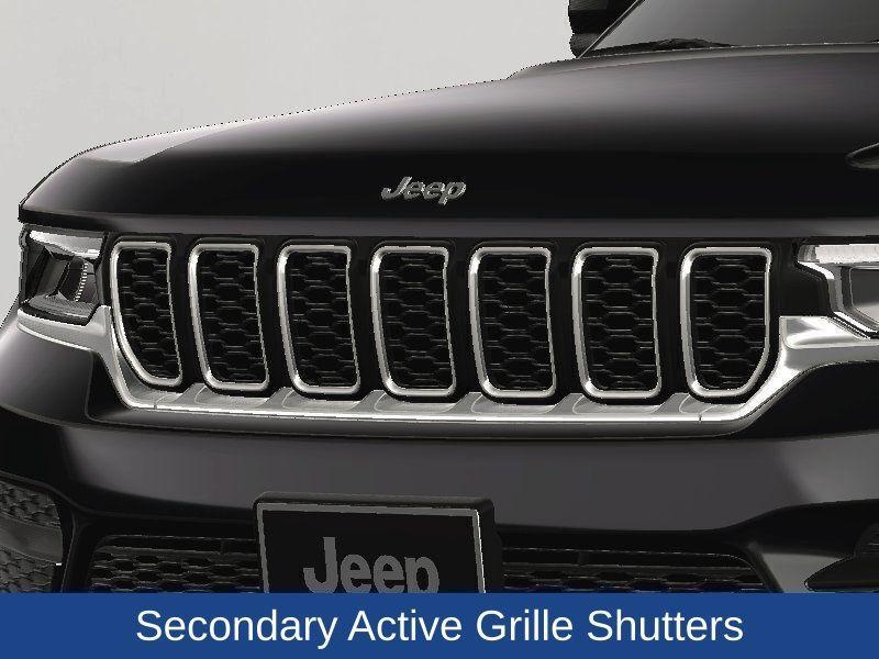 new 2025 Jeep Grand Cherokee car, priced at $42,358