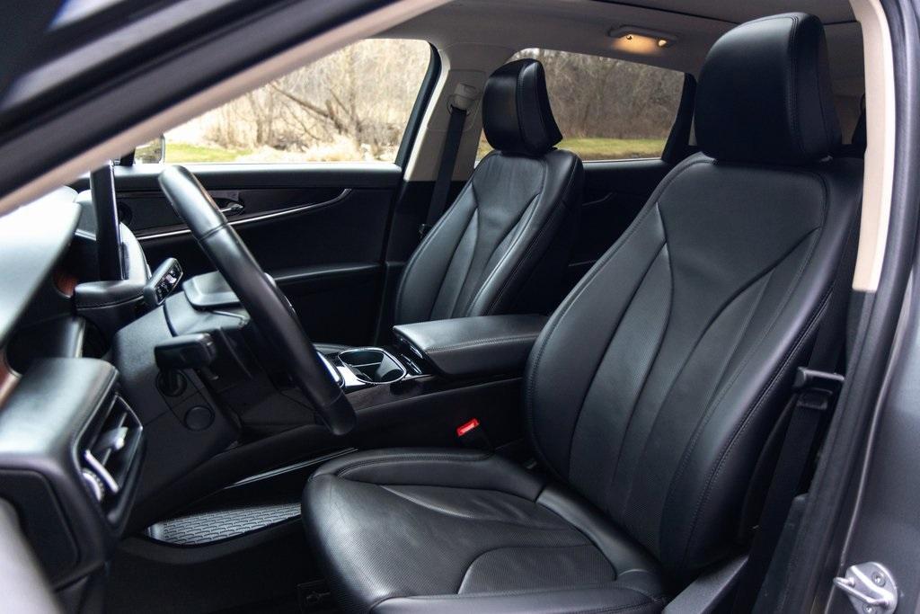 used 2022 Lincoln Nautilus car, priced at $37,900