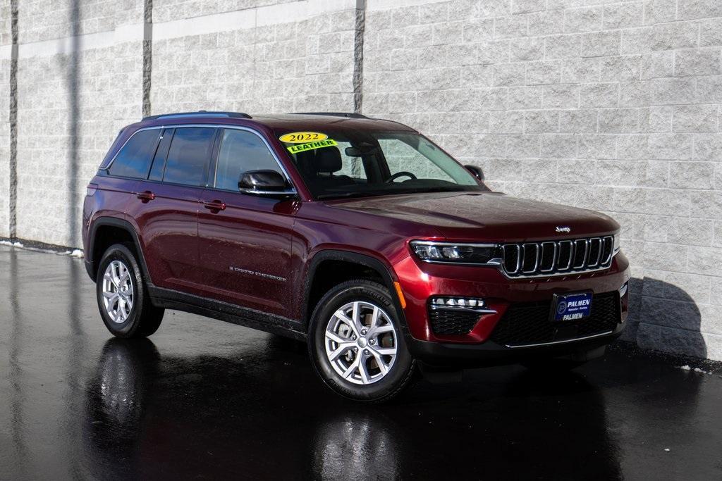 used 2022 Jeep Grand Cherokee car, priced at $35,998