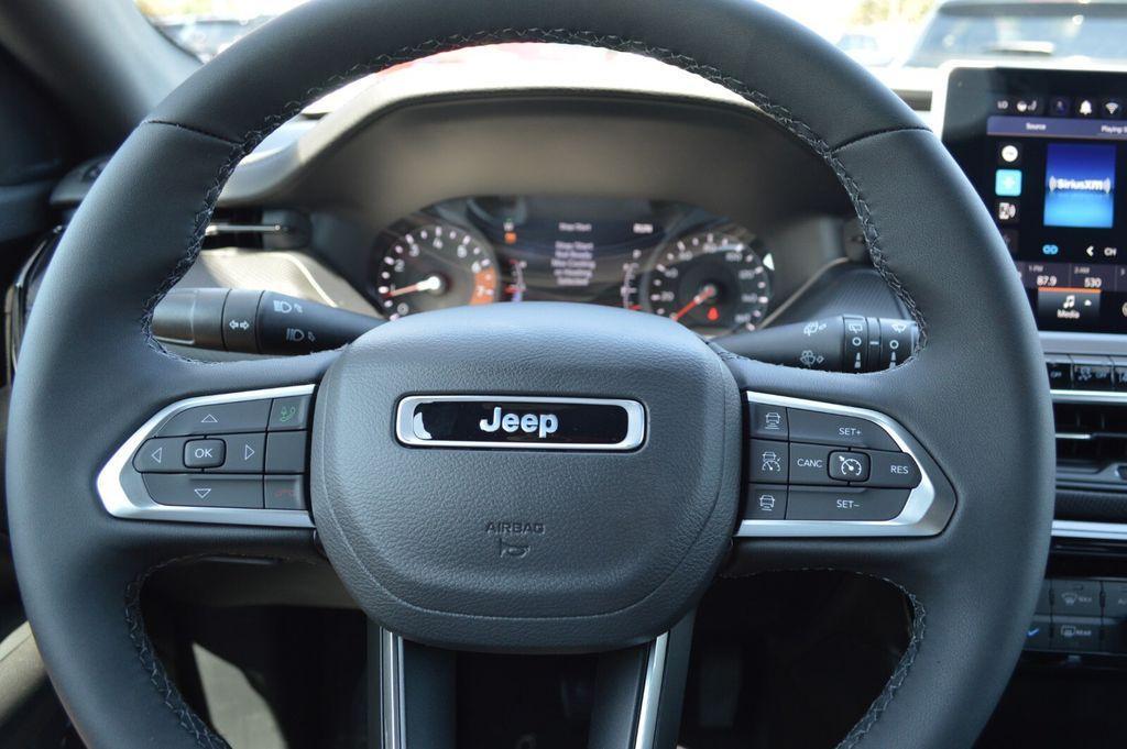 new 2025 Jeep Compass car, priced at $39,105