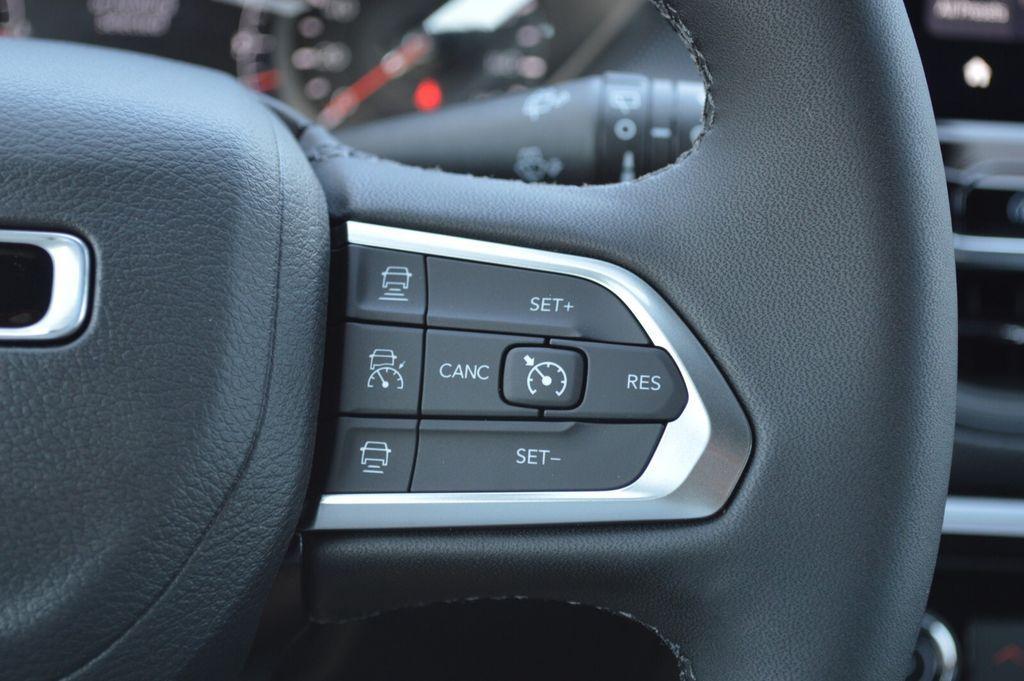 new 2025 Jeep Compass car, priced at $39,105