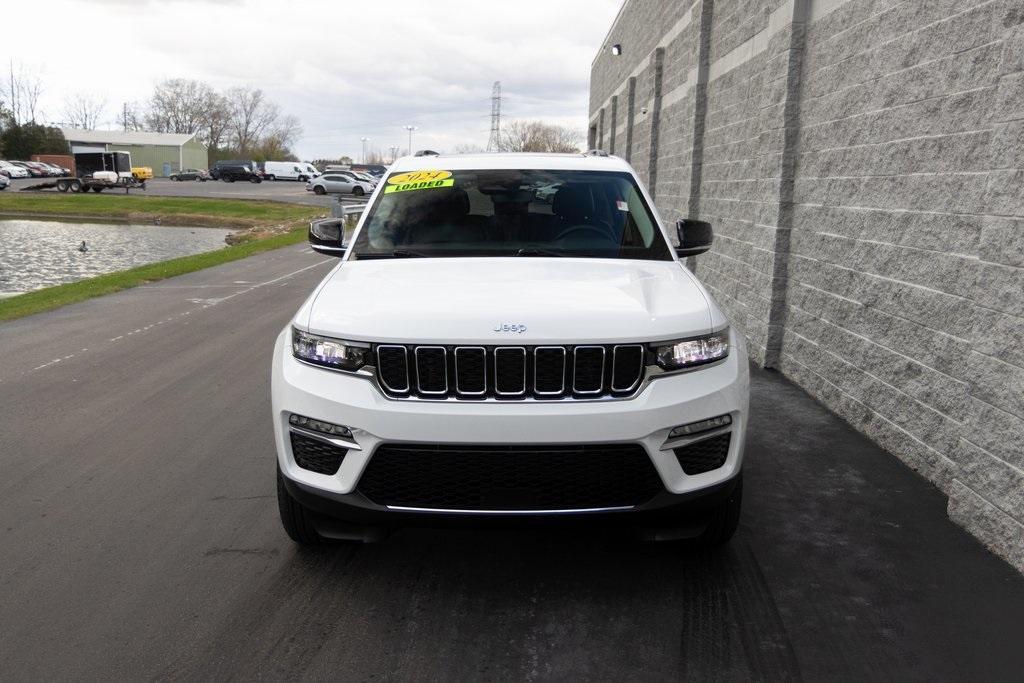 used 2024 Jeep Grand Cherokee car, priced at $41,900