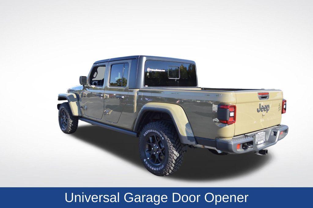 new 2025 Jeep Gladiator car, priced at $46,668
