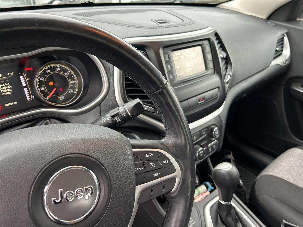 used 2014 Jeep Cherokee car, priced at $10,998