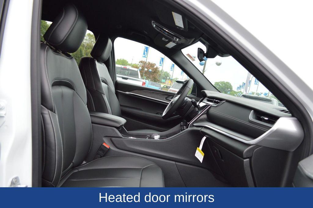 new 2025 Jeep Grand Cherokee L car, priced at $46,252