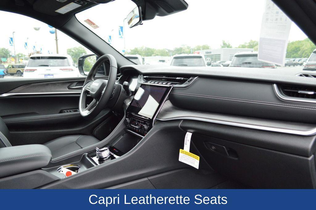 new 2025 Jeep Grand Cherokee L car, priced at $46,252