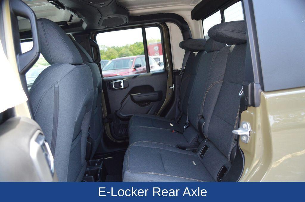new 2025 Jeep Gladiator car, priced at $51,080