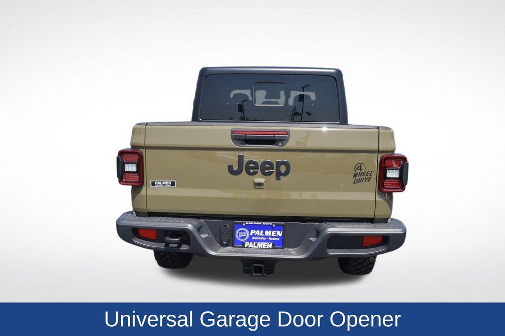 new 2025 Jeep Gladiator car, priced at $51,080