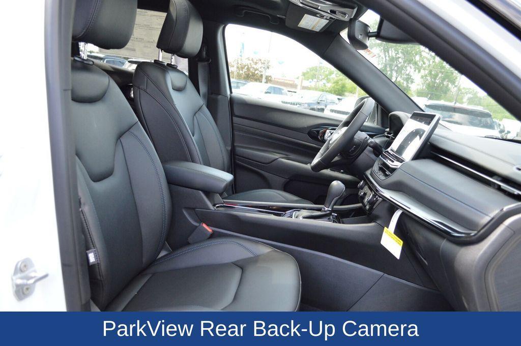 new 2025 Jeep Compass car, priced at $33,012