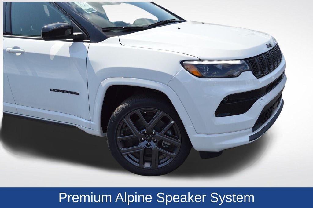 new 2025 Jeep Compass car, priced at $33,012