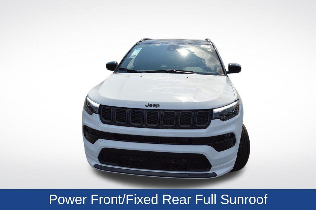 new 2025 Jeep Compass car, priced at $33,012