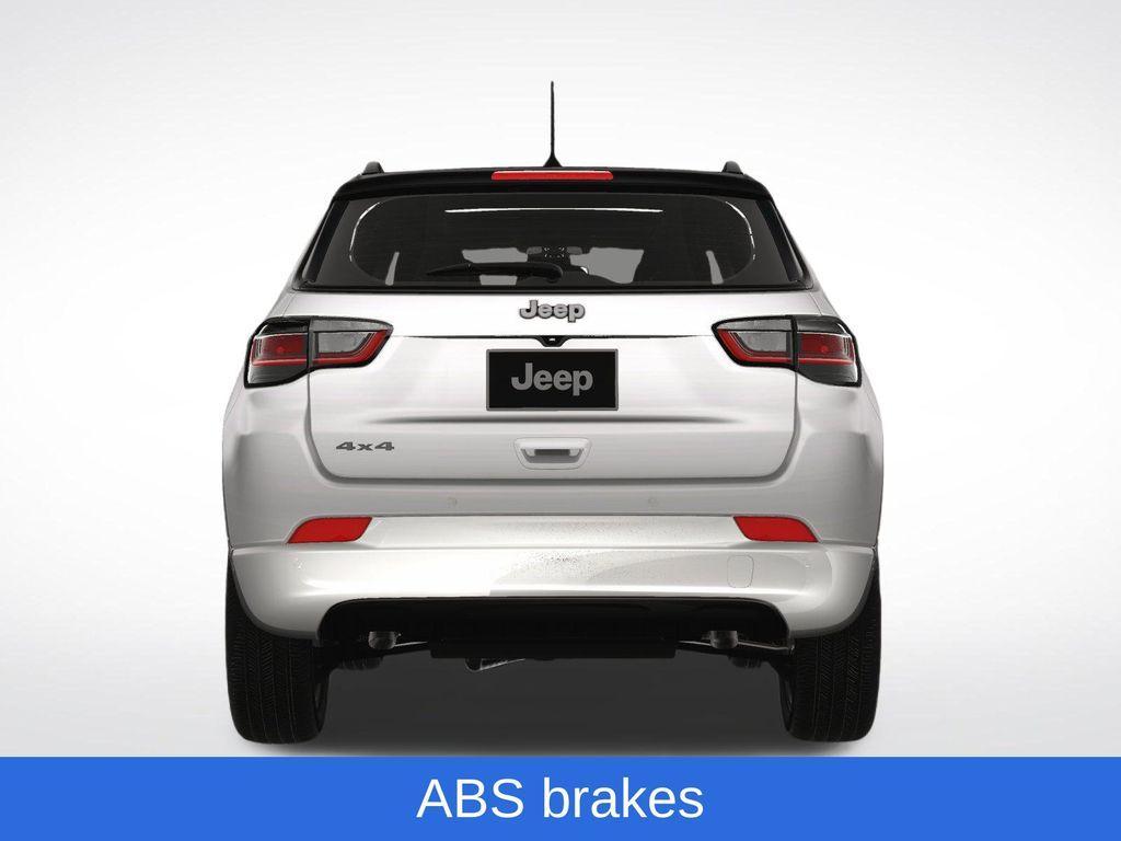 new 2025 Jeep Compass car, priced at $33,012