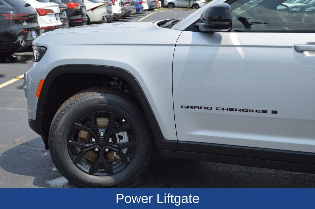 new 2025 Jeep Grand Cherokee L car, priced at $45,840