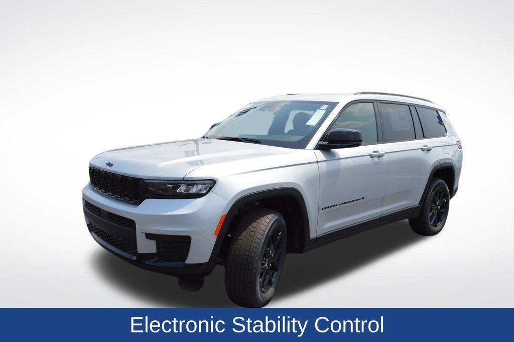 new 2025 Jeep Grand Cherokee L car, priced at $45,840