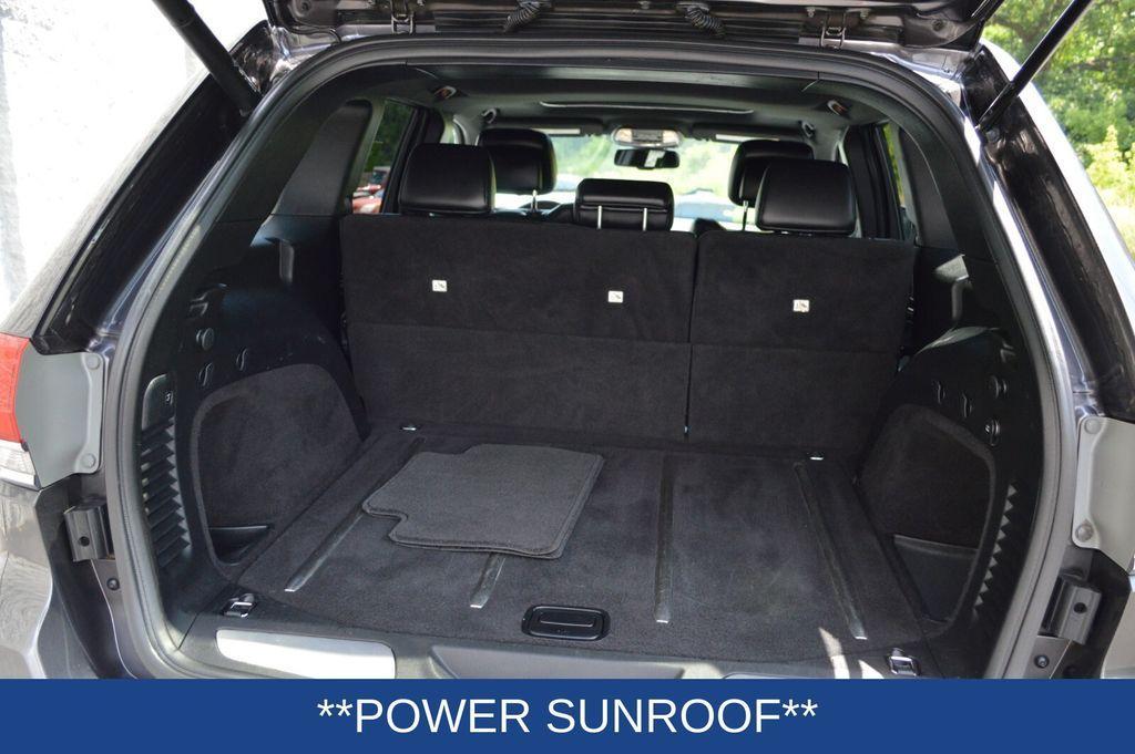 used 2015 Jeep Grand Cherokee car, priced at $16,500