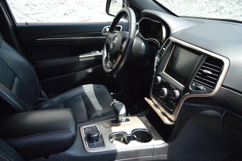 used 2015 Jeep Grand Cherokee car, priced at $16,500