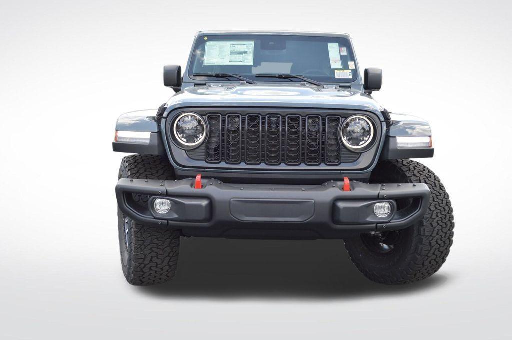 new 2025 Jeep Wrangler car, priced at $69,678