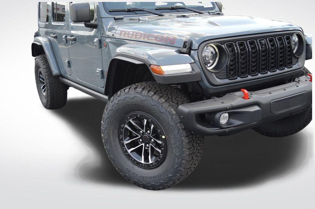 new 2025 Jeep Wrangler car, priced at $69,678