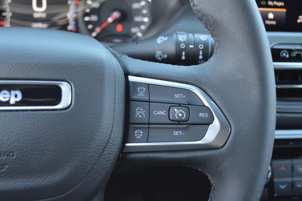 new 2025 Jeep Compass car, priced at $36,510