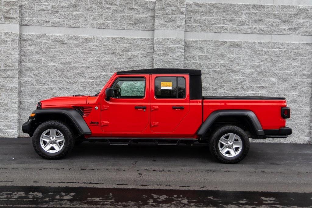 used 2020 Jeep Gladiator car, priced at $27,111