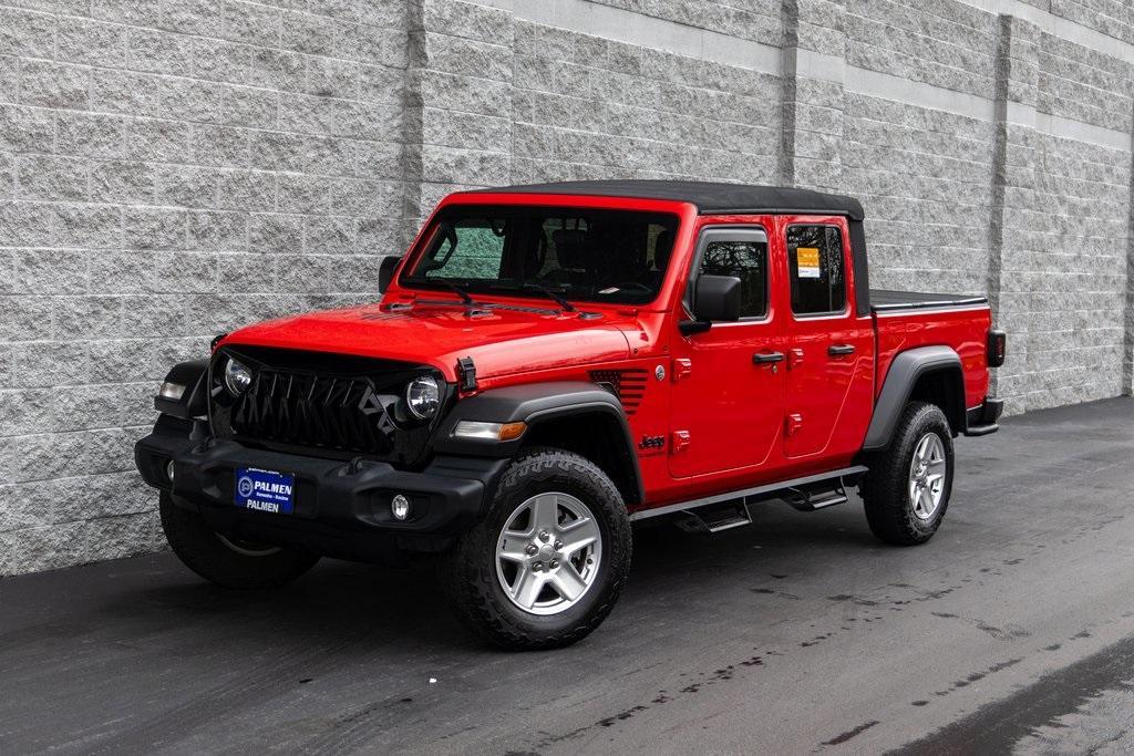 used 2020 Jeep Gladiator car, priced at $27,111