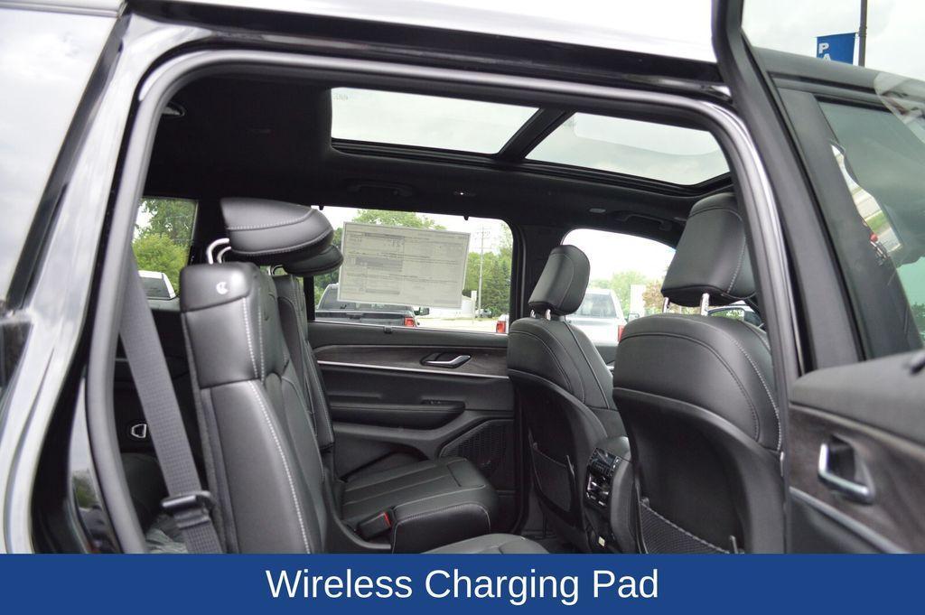 new 2025 Jeep Grand Cherokee L car, priced at $57,260
