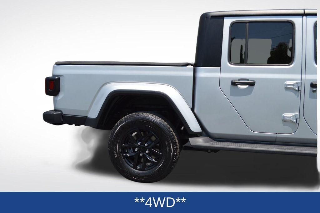 used 2022 Jeep Gladiator car, priced at $32,998