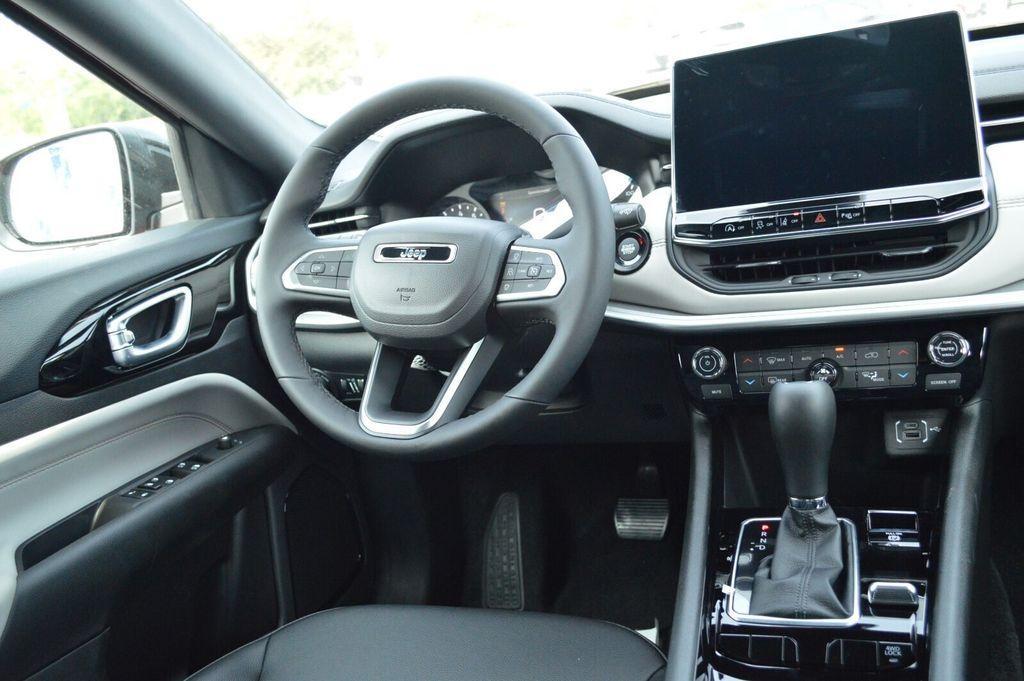 new 2025 Jeep Compass car, priced at $30,375
