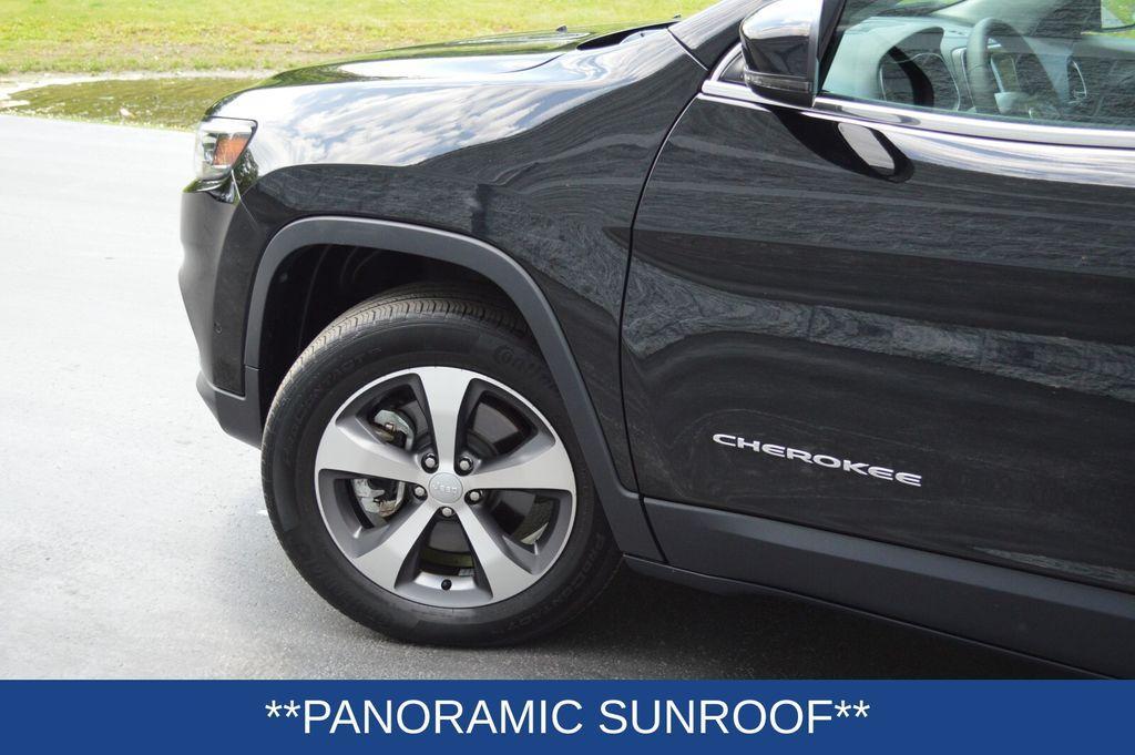 used 2022 Jeep Cherokee car, priced at $29,000