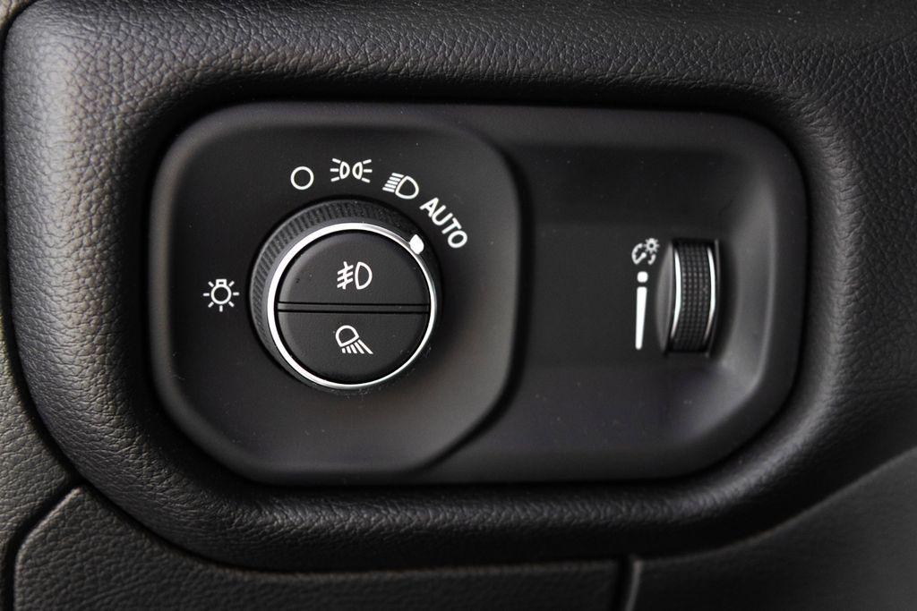 new 2025 Ram 1500 car, priced at $56,825