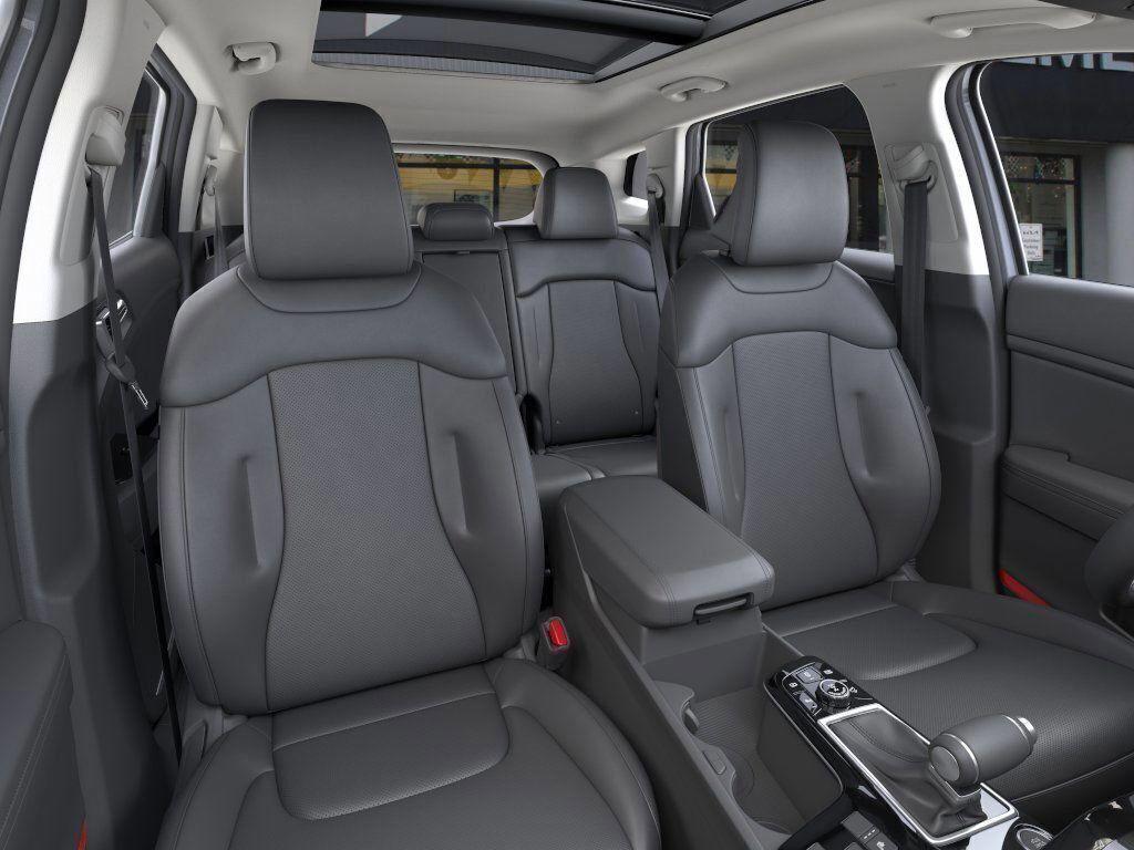 new 2025 Kia Sportage car, priced at $32,732