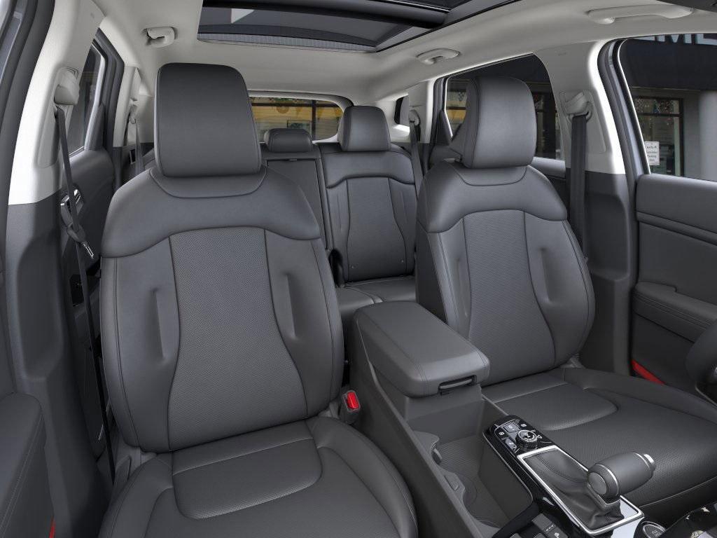 new 2025 Kia Sportage car, priced at $33,010