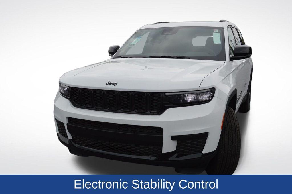 new 2025 Jeep Grand Cherokee L car, priced at $48,130