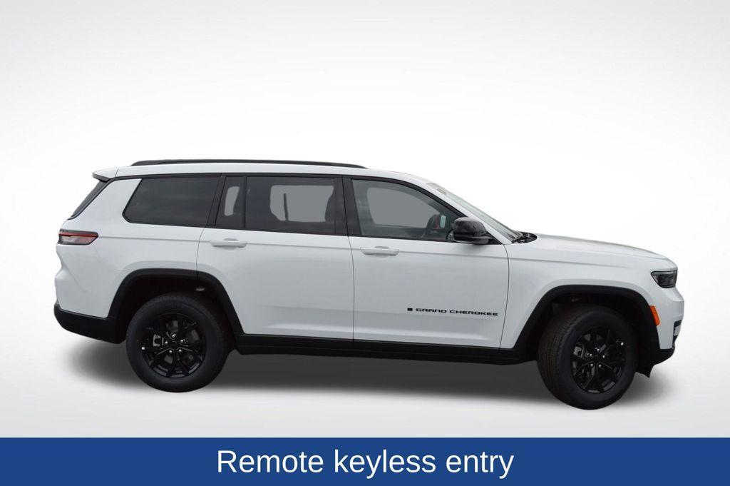 new 2025 Jeep Grand Cherokee L car, priced at $48,130