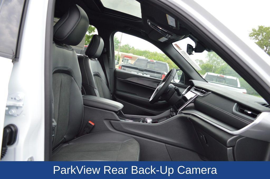 new 2025 Jeep Grand Cherokee L car, priced at $48,130