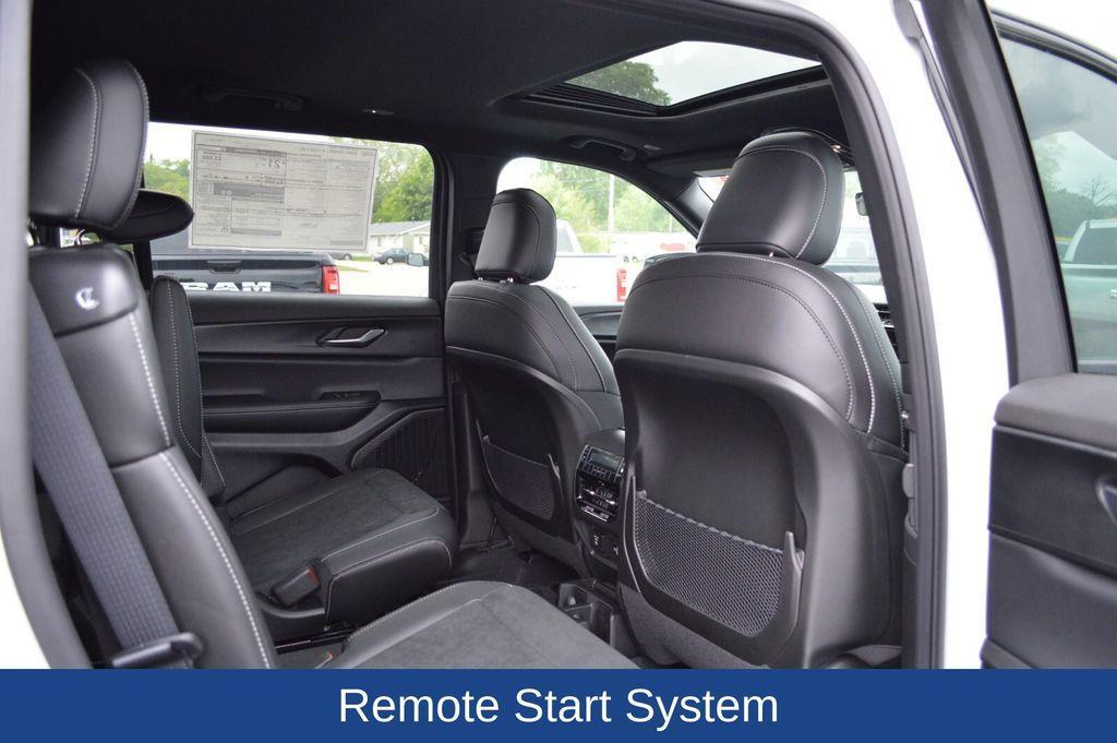 new 2025 Jeep Grand Cherokee L car, priced at $48,130