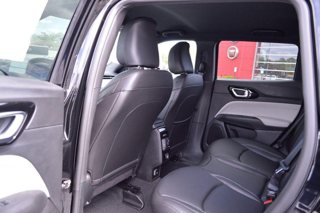 new 2025 Jeep Compass car, priced at $30,992