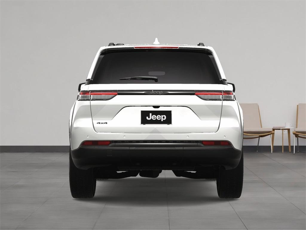 new 2025 Jeep Grand Cherokee car, priced at $42,542