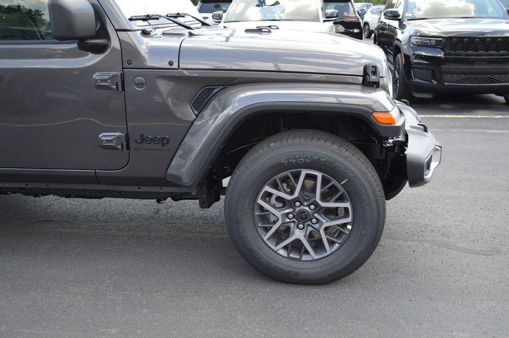 new 2025 Jeep Wrangler car, priced at $57,660